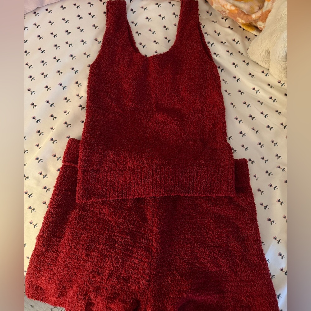 Aerie Lounge Set